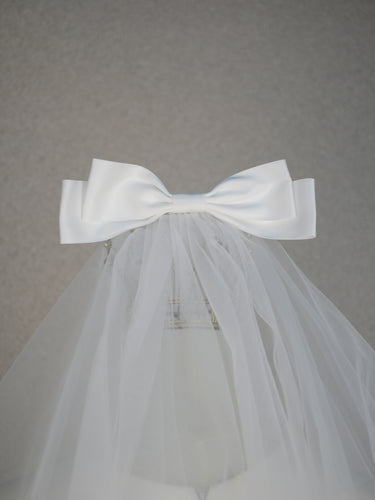 Wedding veil with double bow, Embroidered Tulle Bridal Veil