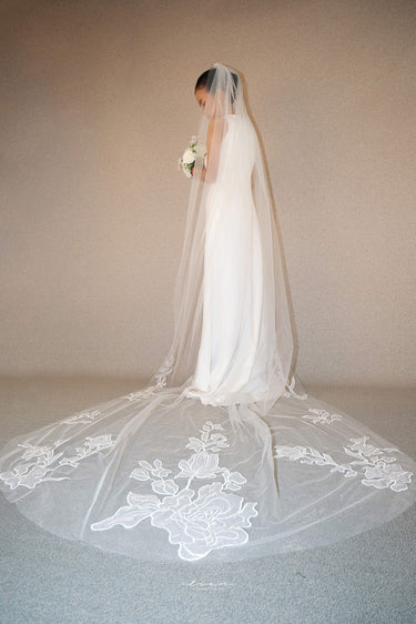 Blooming Embroidery Veil - Style #HV-004